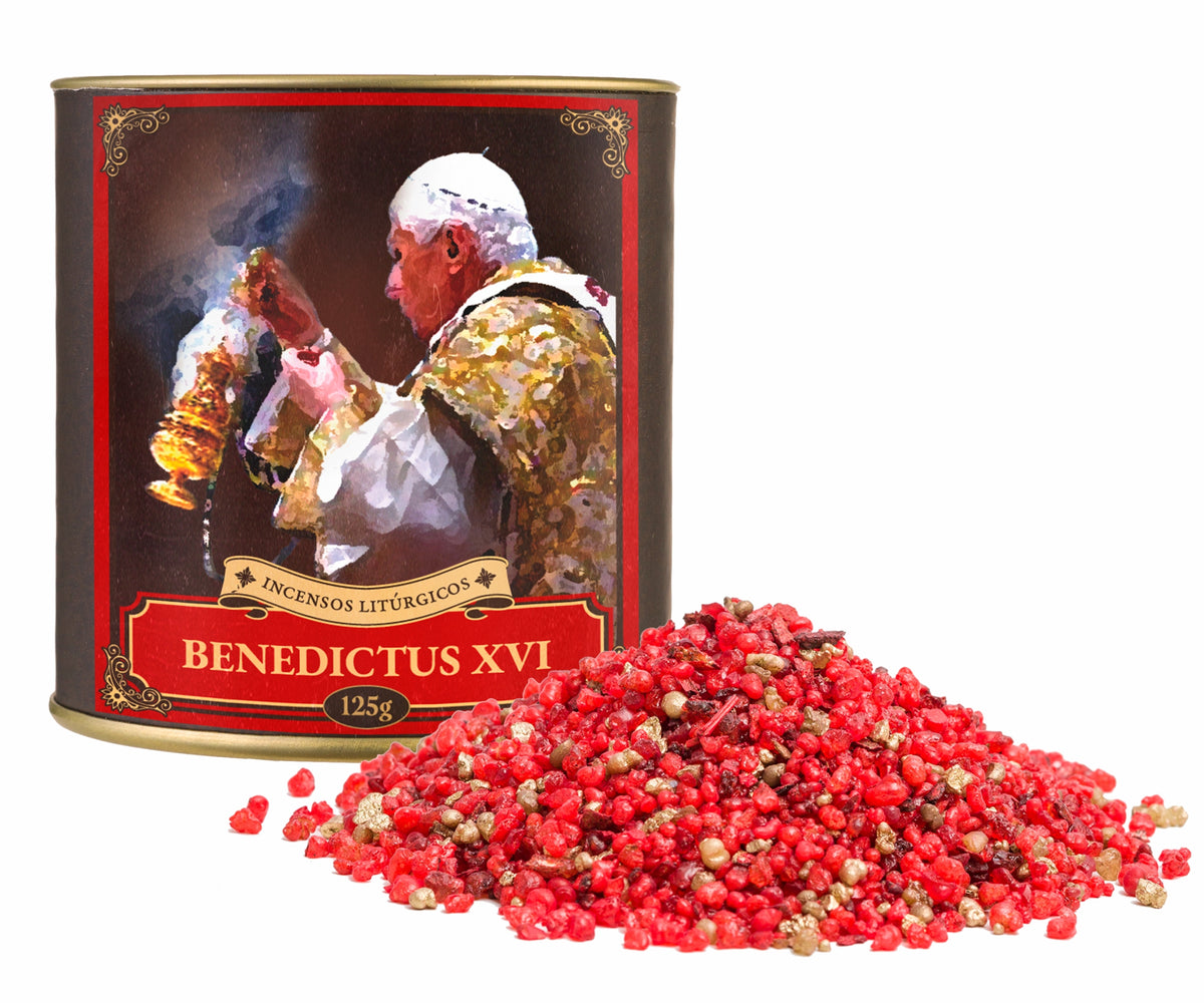 125g canister of Milagros Benedictus XVI resin incense beside a pile of resin grains.